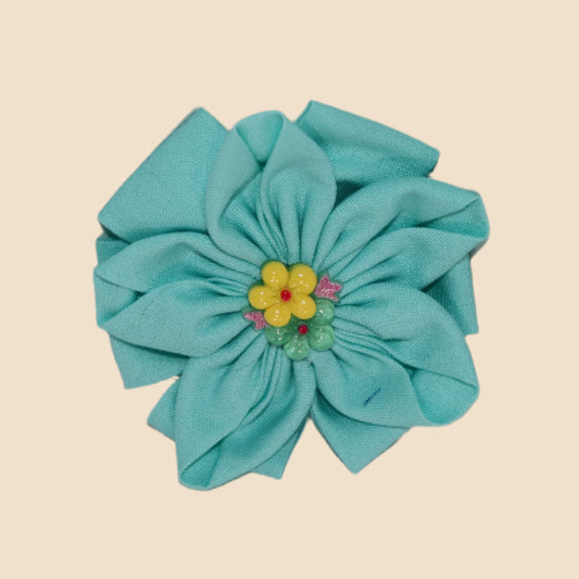 Seaside Bloom Clip – Aqua Petals with Beaded Flower Center