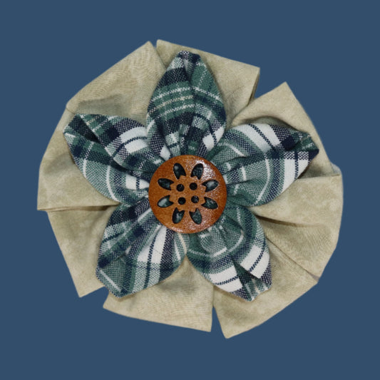 Woodland Whimsy - Plaid & Taupe Bloom Clip